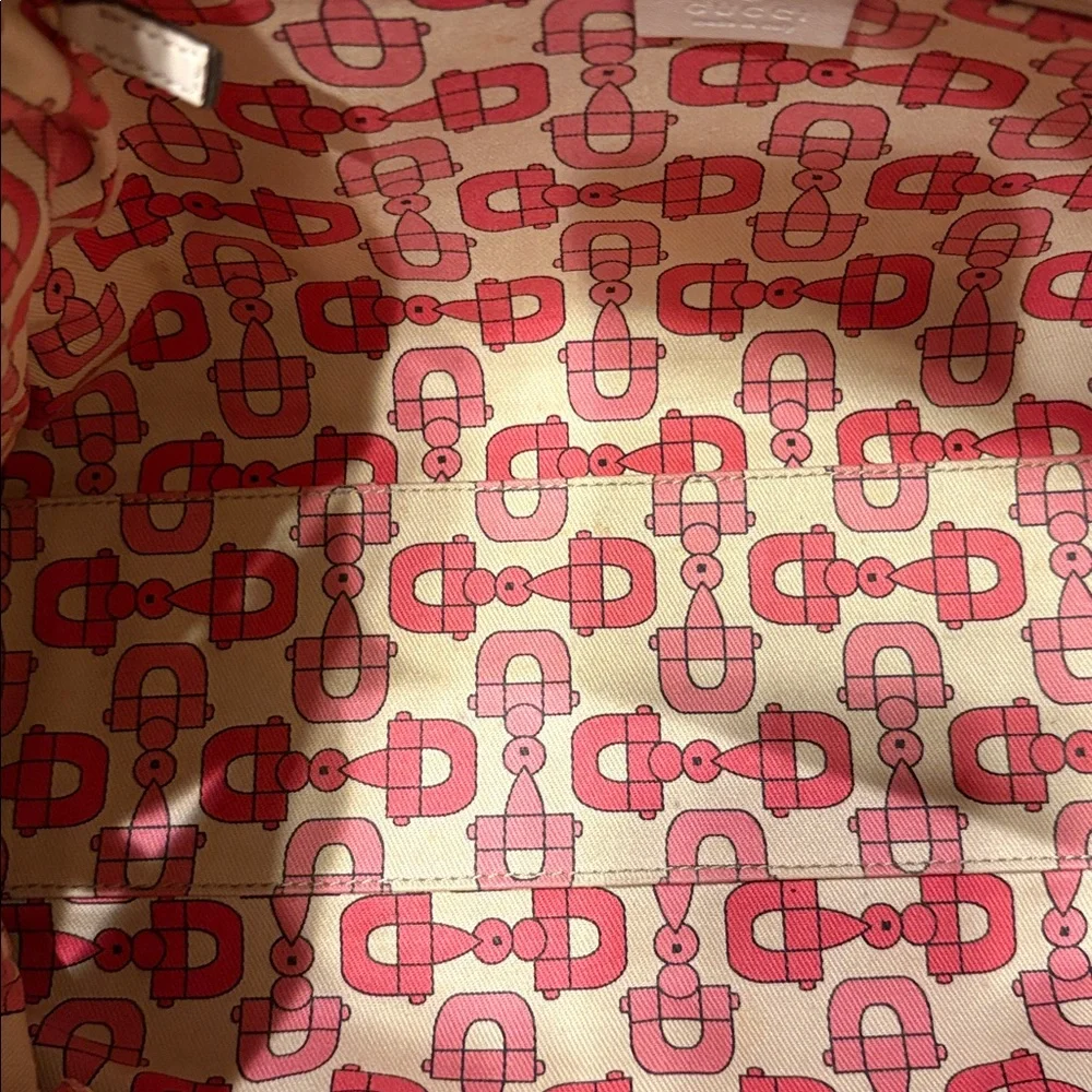 Gucci Signature Boston Bag. Neutral Leather. GG Signature - Picture 8 of 10